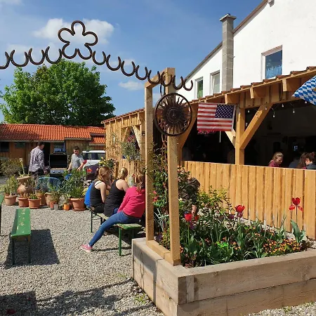 Oda ve Kahvaltı Chrom Ranch Reiterhof 3*