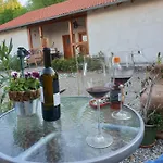 Chrom Ranch Reiterhof Bed & Breakfast 3*