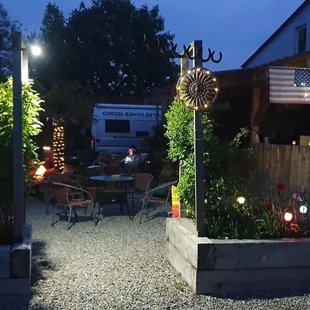 Chrom Ranch Reiterhof *